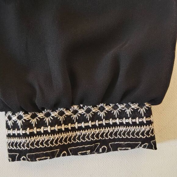 Monteau Womens Black Embroidered Long Sleeve Semi Sheer Blouse Size Medium - Picture 7 of 11